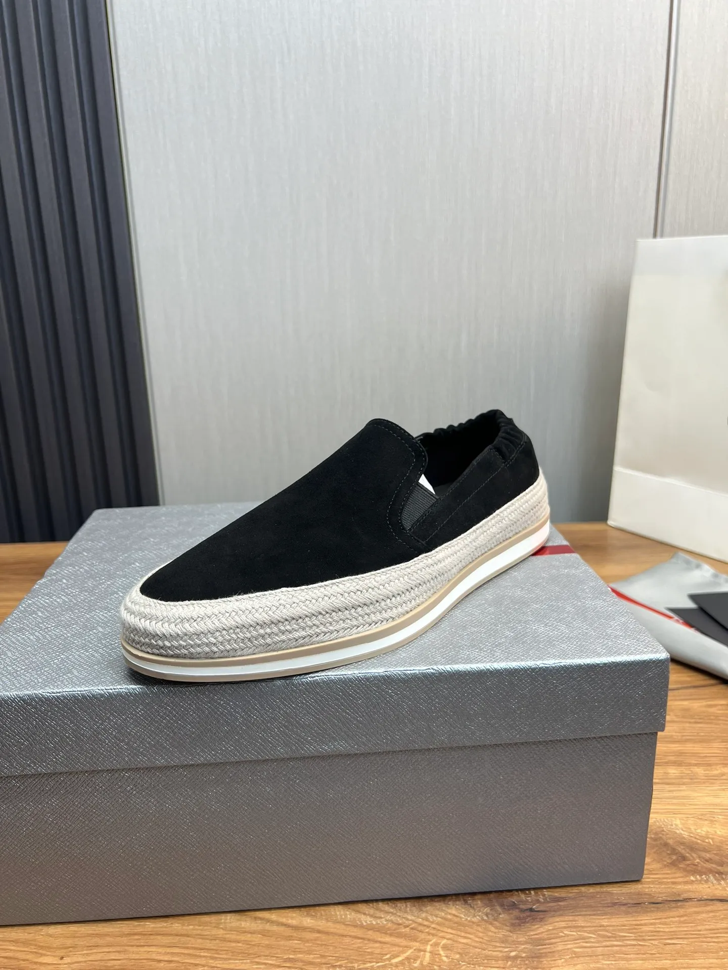 Men's shoes 💰540💰 [PRADA] Men's shoes are popular in the counter, official website is synchronized, 1 high-quality shipment ✔️Original frosted cowhide + cowhide lining, 1🆚1 replica, original sole, 38-45 (45 customized, non-refundable)